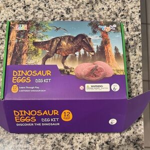 STEM Dinosaur Eggs Dig Kit - Purple and Green